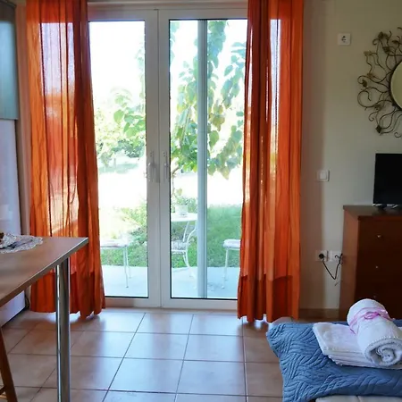Kalianna Lefkada City
